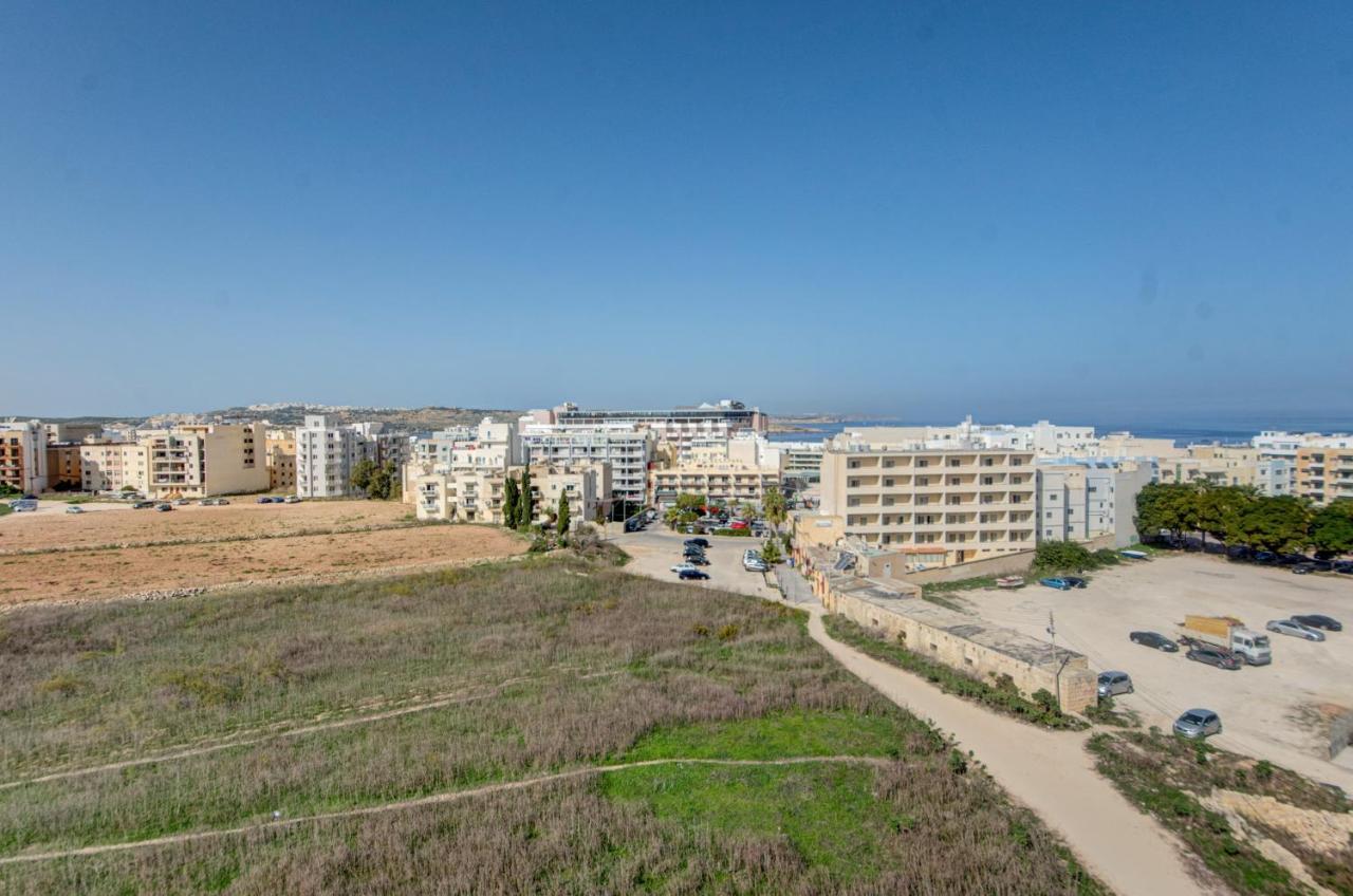 Central Apartments Сейнт Полс Бей Екстериор снимка